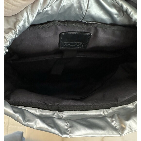 Pajar Silver Puffer Backpack Shearling Travel Bag Preowned - Picture 5 of 7